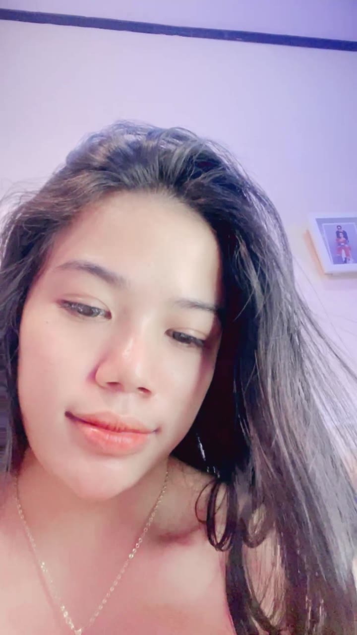 Gween Tampil Cantik Omek Basah HOT51