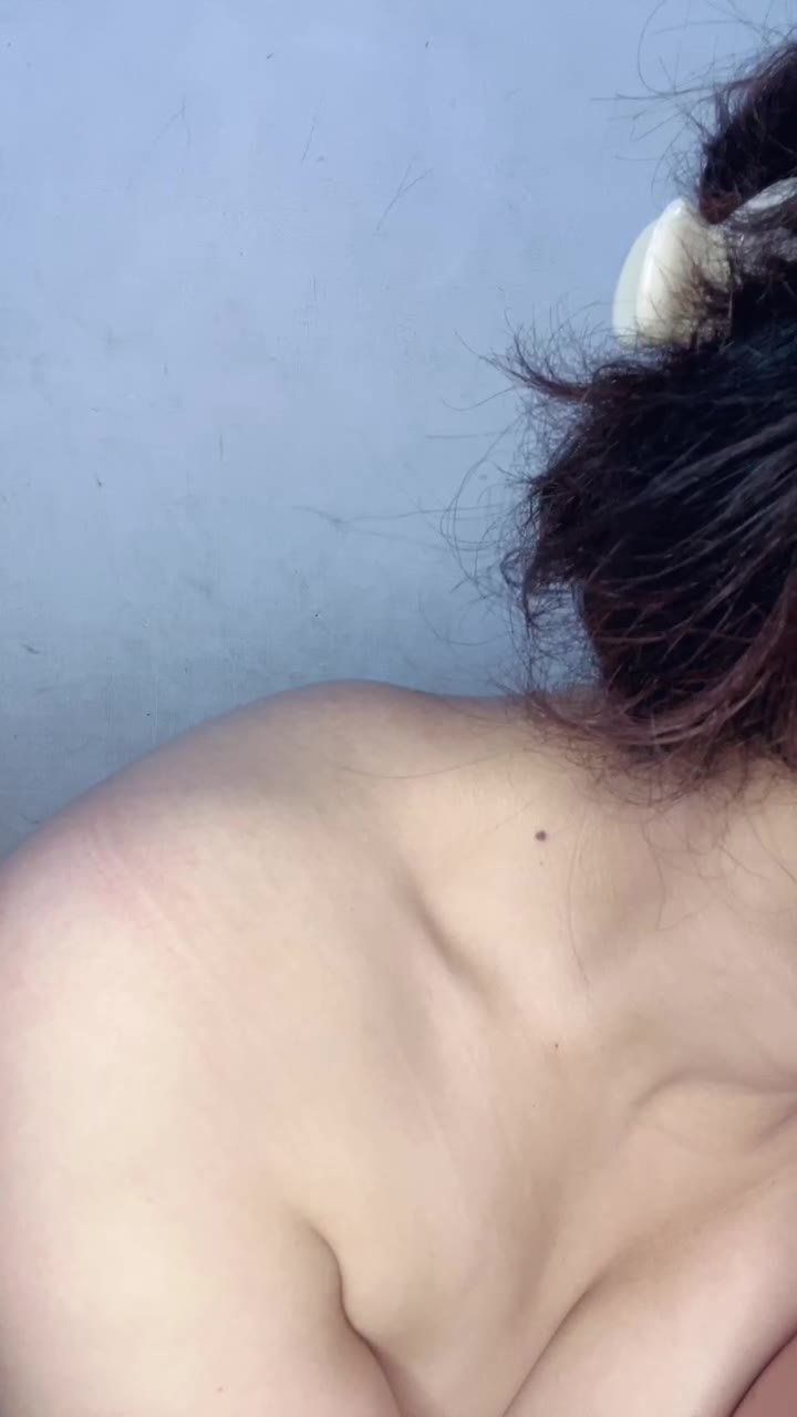 Mbak Phany Review Memek POV Montok HOT51